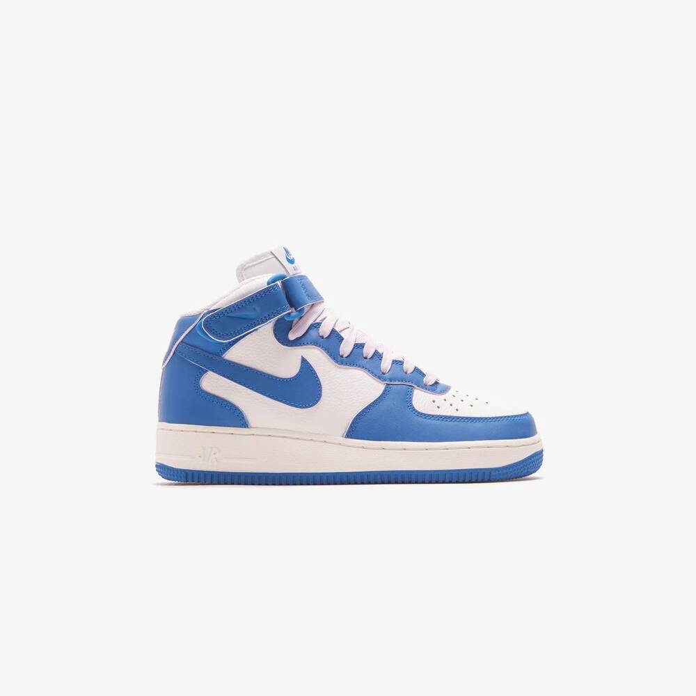 NEW NIKE women's air force 1 '07 mid sneaker in military blue doll